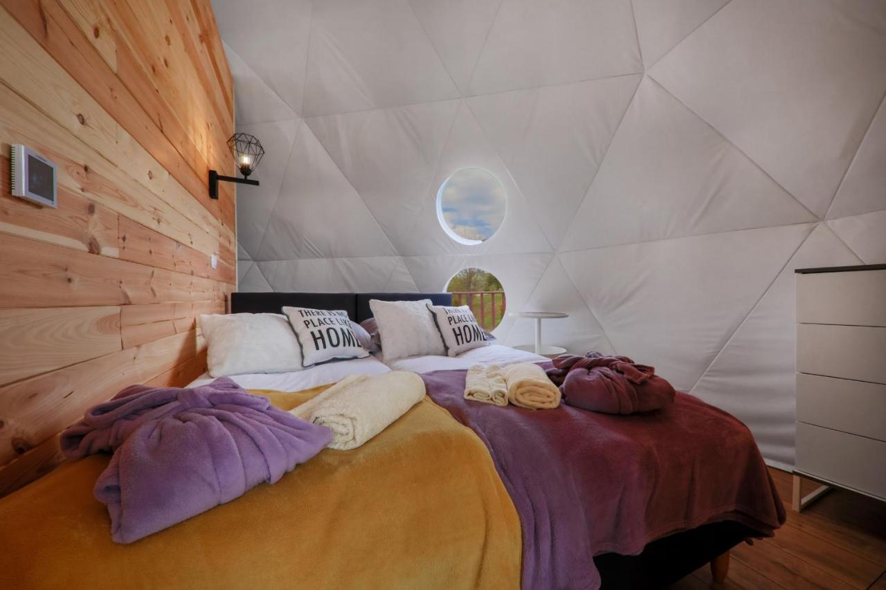 Glamping Gliczarow Klapnioki Bed & Breakfast Leśnica Екстериор снимка
