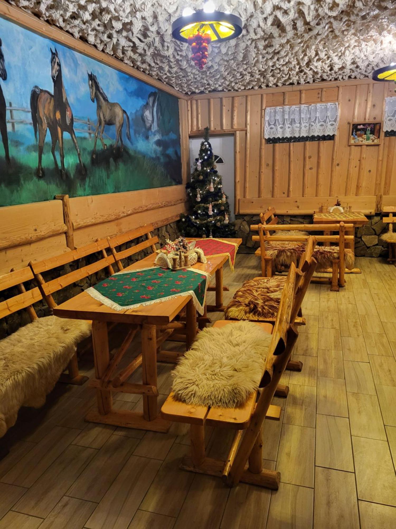 Glamping Gliczarow Klapnioki Bed & Breakfast Leśnica Екстериор снимка